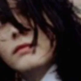 chat with ai character: Gerard way