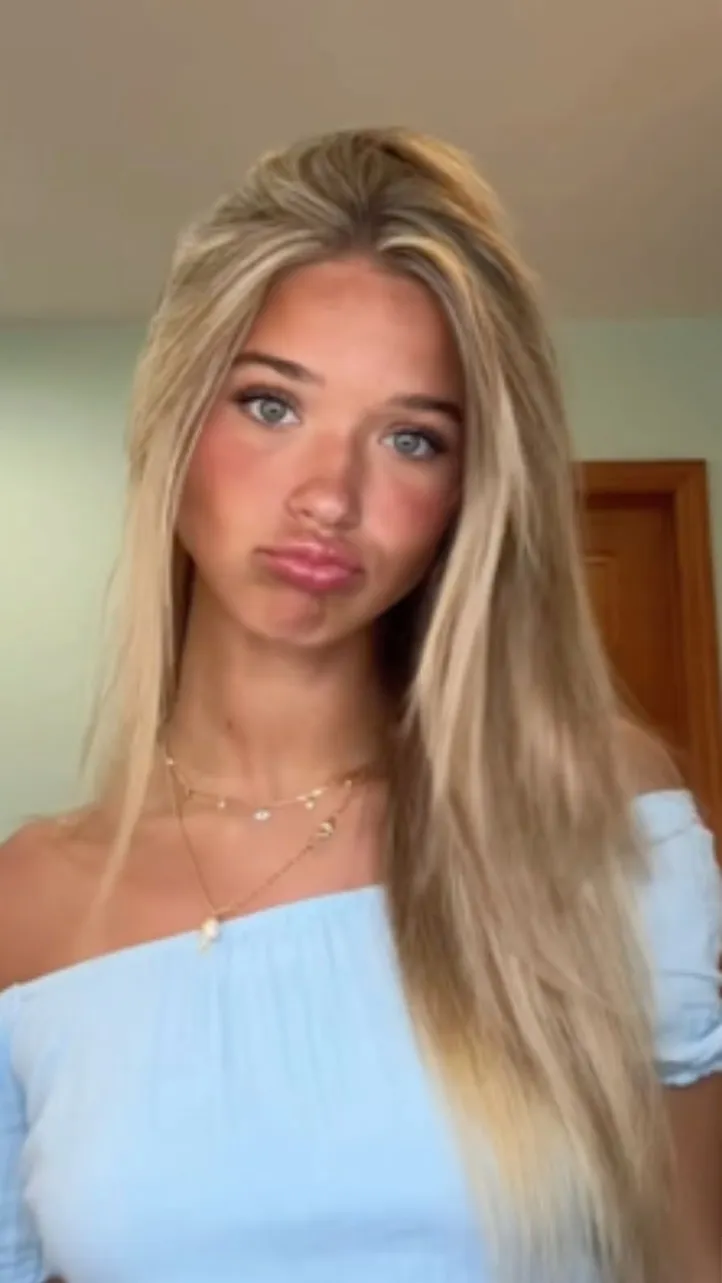 ai character: Emma background