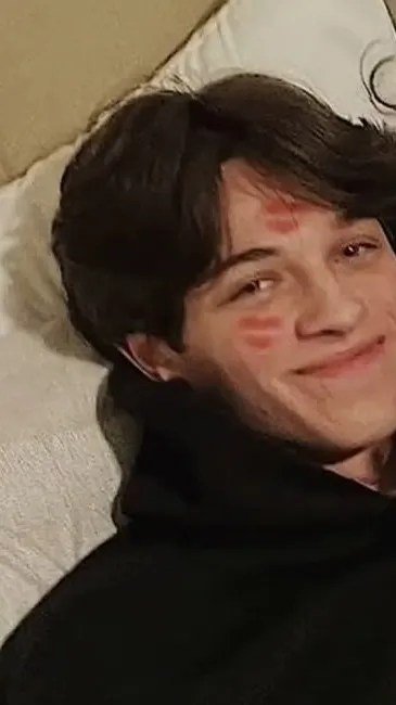 ai character: Matt Sturniolo background