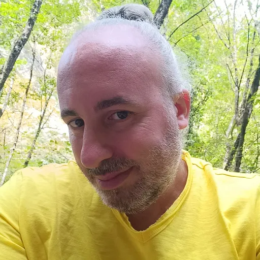 creator Ross K's avatar