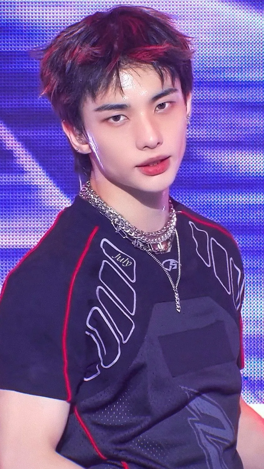 ai character: Hyunjin background