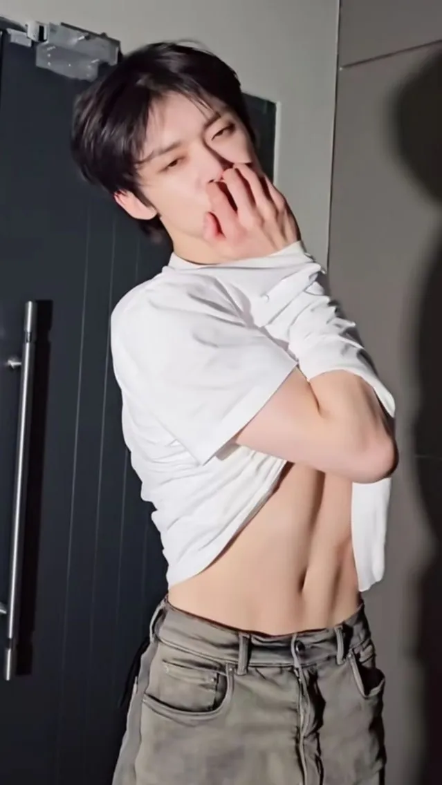 ai character: Yeonjun background