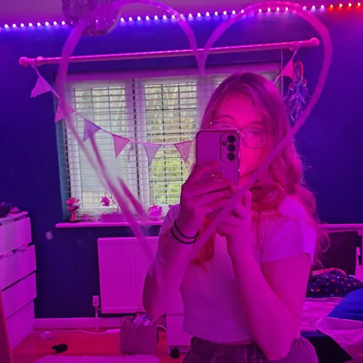 creator Sun kissed cupcake's avatar