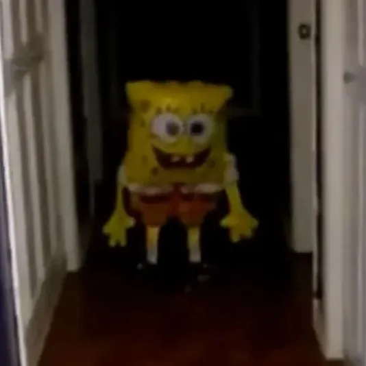 chat with ai character: CrEePy SpOnGe BoB