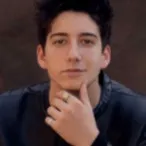 chat with ai character: Milo Manheim