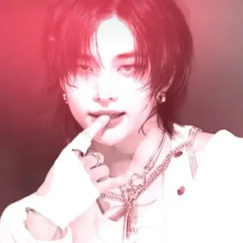 creator TheHyunjin_bias143's avatar