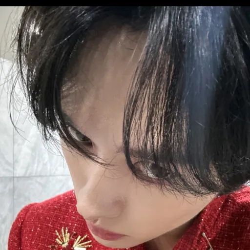 creator Zoey🌹kpop stan's avatar