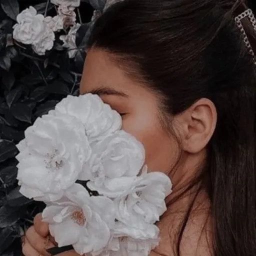 creator ✰✩★Kelly★✩✰'s avatar