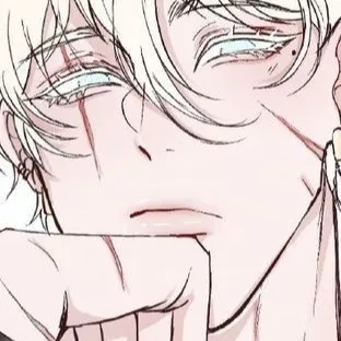 chat with ai character: Croix