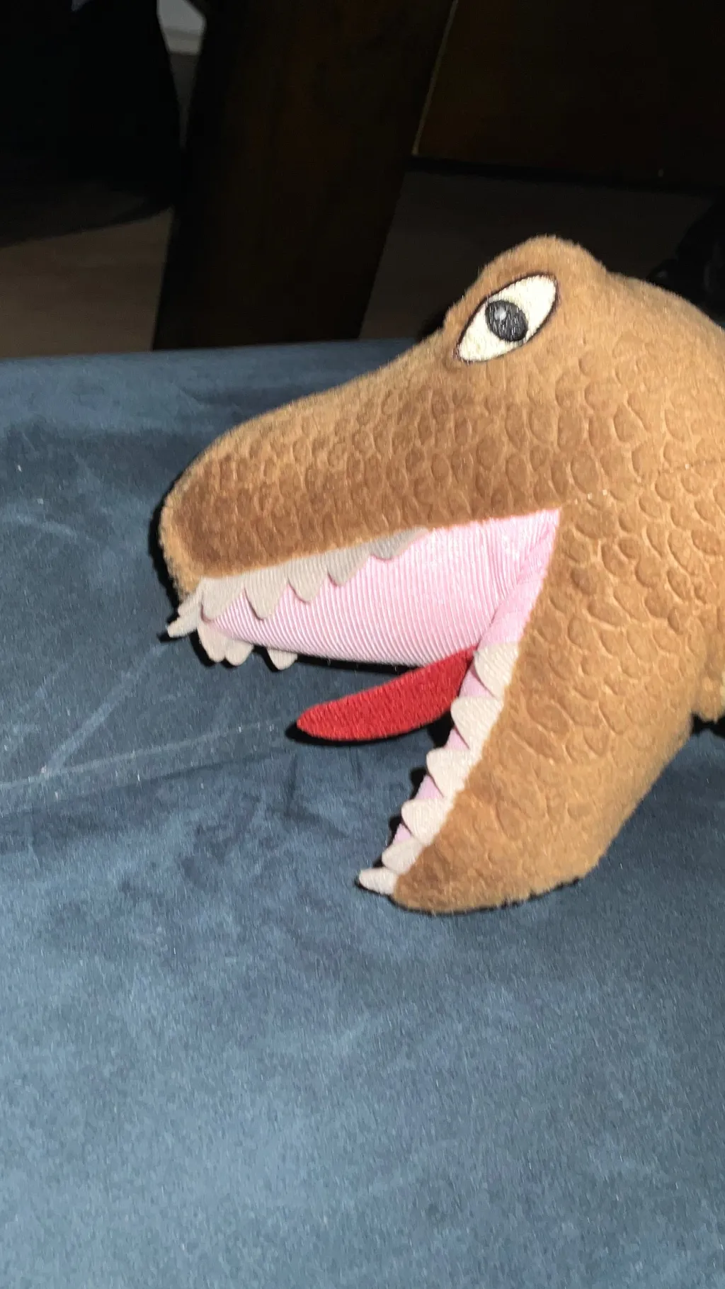 ai character: Dino background