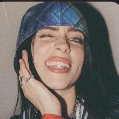 creator Ellieforbillie's avatar