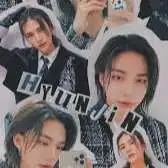 chat with ai character: Hyunjin
