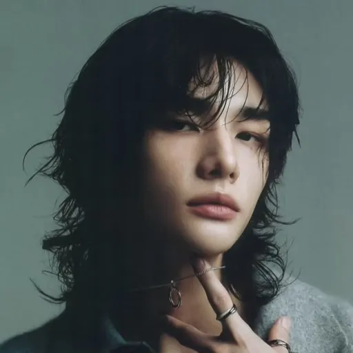 creator Hwang.Hyunjin's avatar