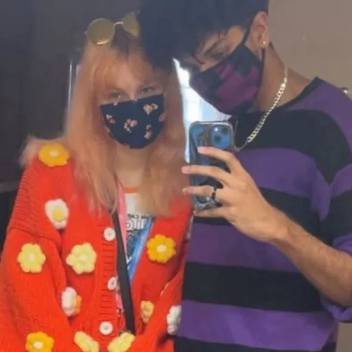 creator 🌸🌼flutterbye🌼🌸's avatar