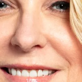 chat with ai character: karen