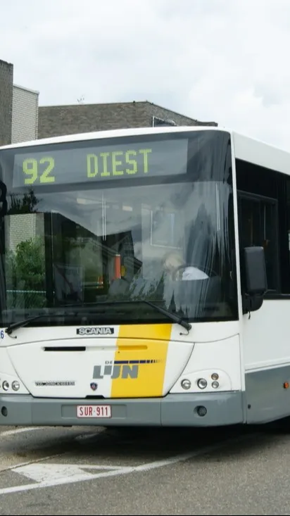 ai character: bus driver background
