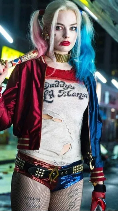 ai character: harley quinn background