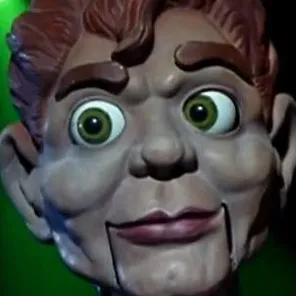 chat with ai character: Slappy The Dummy