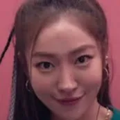 creator !kang mina!'s avatar