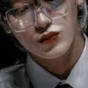 chat with ai character: choi san