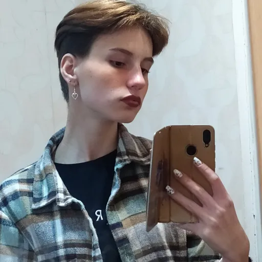 creator юния.'s avatar