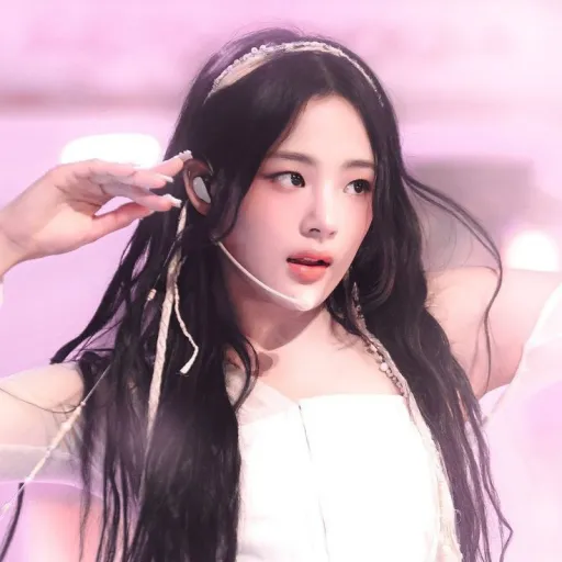 creator Kim_ Yuri's avatar