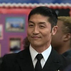 chat with ai character: Ethan Choi