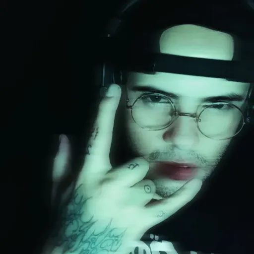 creator e.rh1995's avatar