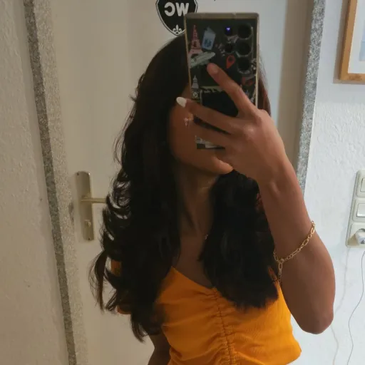 creator cutie_pie<3's avatar