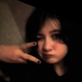 creator Annie mayo :)'s avatar
