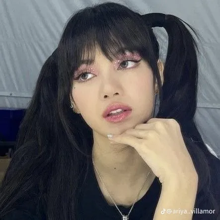 creator lalisa lalisa lisa's avatar