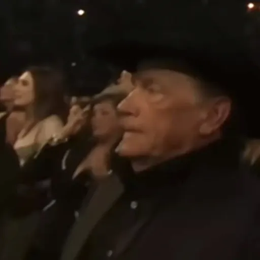 creator -Courtney-'s avatar