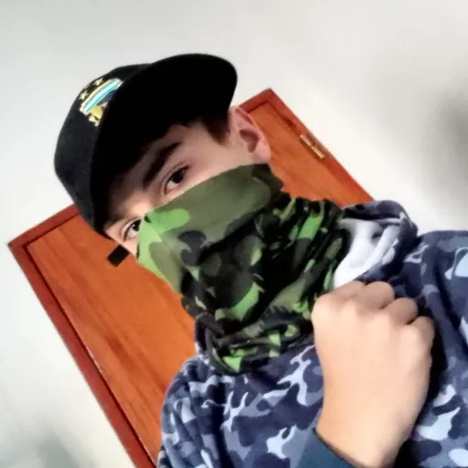creator SOMBRA ROJA 3335's avatar
