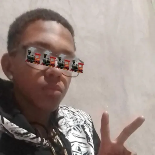 creator @adriano's avatar