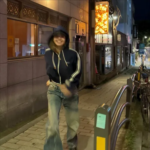 creator 𝙱𝚕𝚒𝚗𝚔 𝙰𝚛𝚖𝚢 🩷🖤💜🖤's avatar