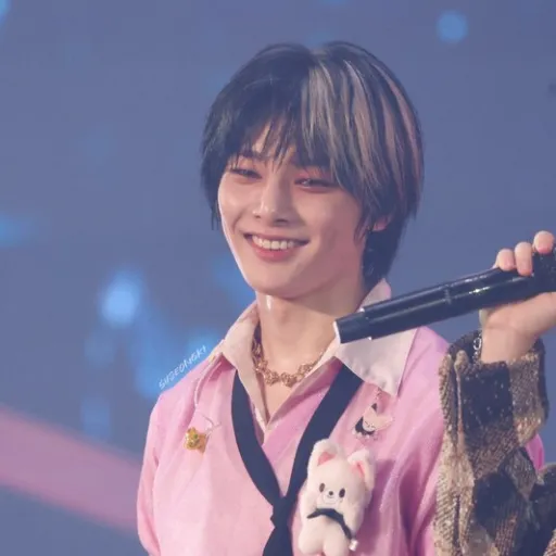 creator white_moon🧸🦊🍞's avatar