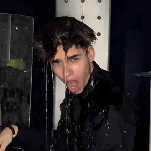 creator 🍷брадяга🍷's avatar