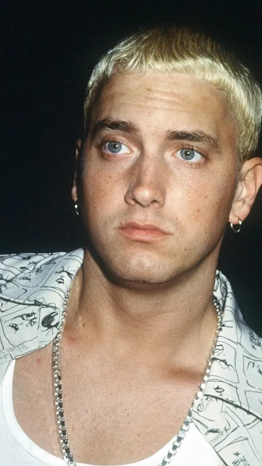 ai character: Eminem background
