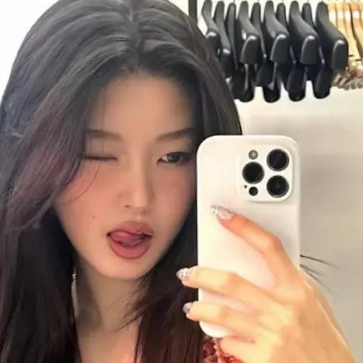 creator •𖤐✿𝐙𝐨𝐞́✿𖤐•'s avatar