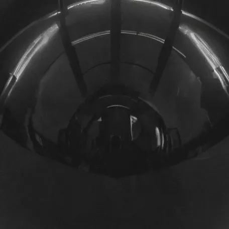 chat with ai character: IWCAE