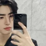 chat with ai character: Sunghoon