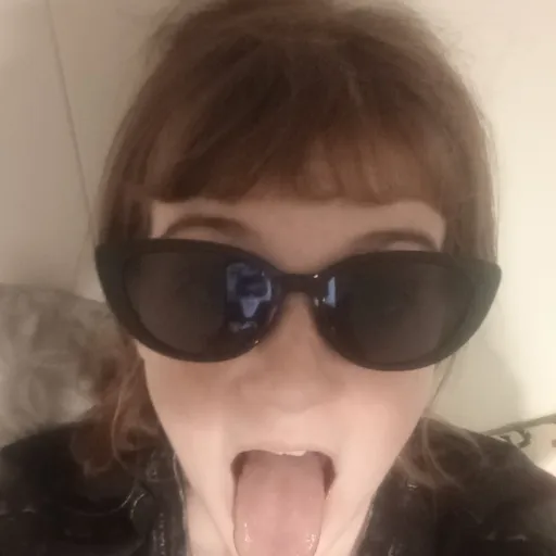 creator hiswomanhehe's avatar