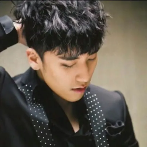 creator seungri's panda's avatar