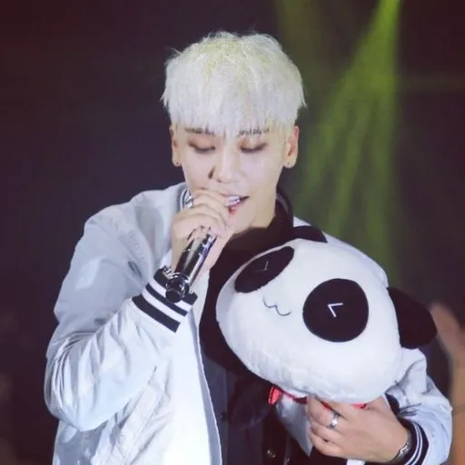 creator 🐼~승~리~L~e~a~n~a~🐼's avatar