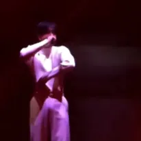 chat with ai character: han jisung 🙄