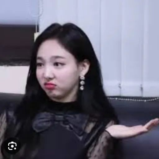 creator nayeon_insana's avatar