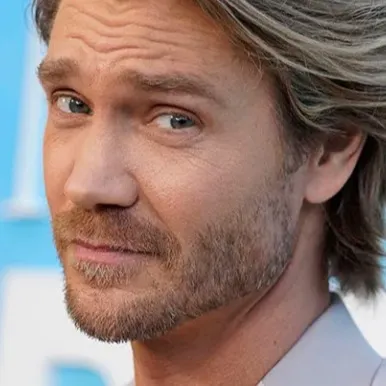 chat with ai character: Chad Michael Murra