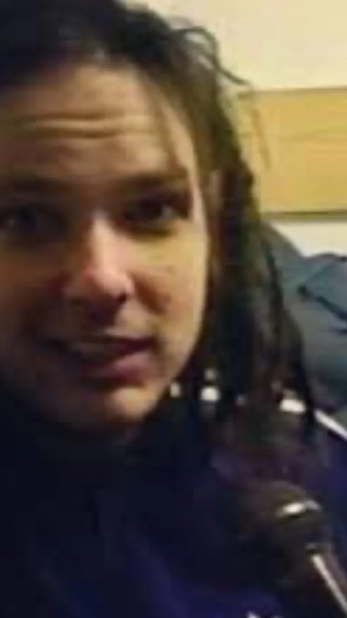 ai character: Johnathan Davis  background