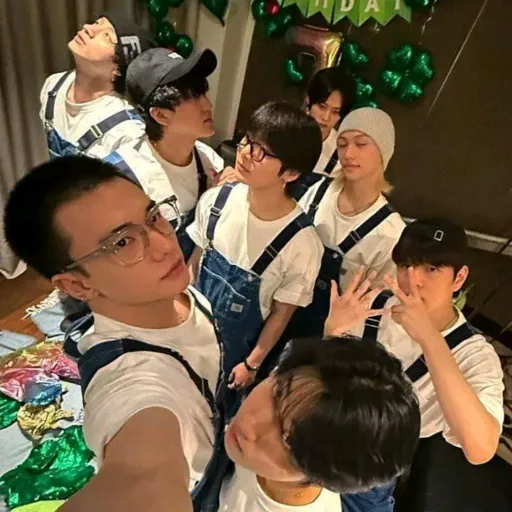 creator ★†°~Luca~°†★'s avatar