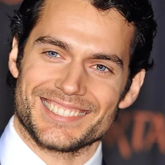 chat with ai character: Henry Cavil y Ella